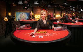 Antarmuka permainan Microgaming di kristal77 menampilkan kontrol taruhan dan fitur bonus yang mudah diakses